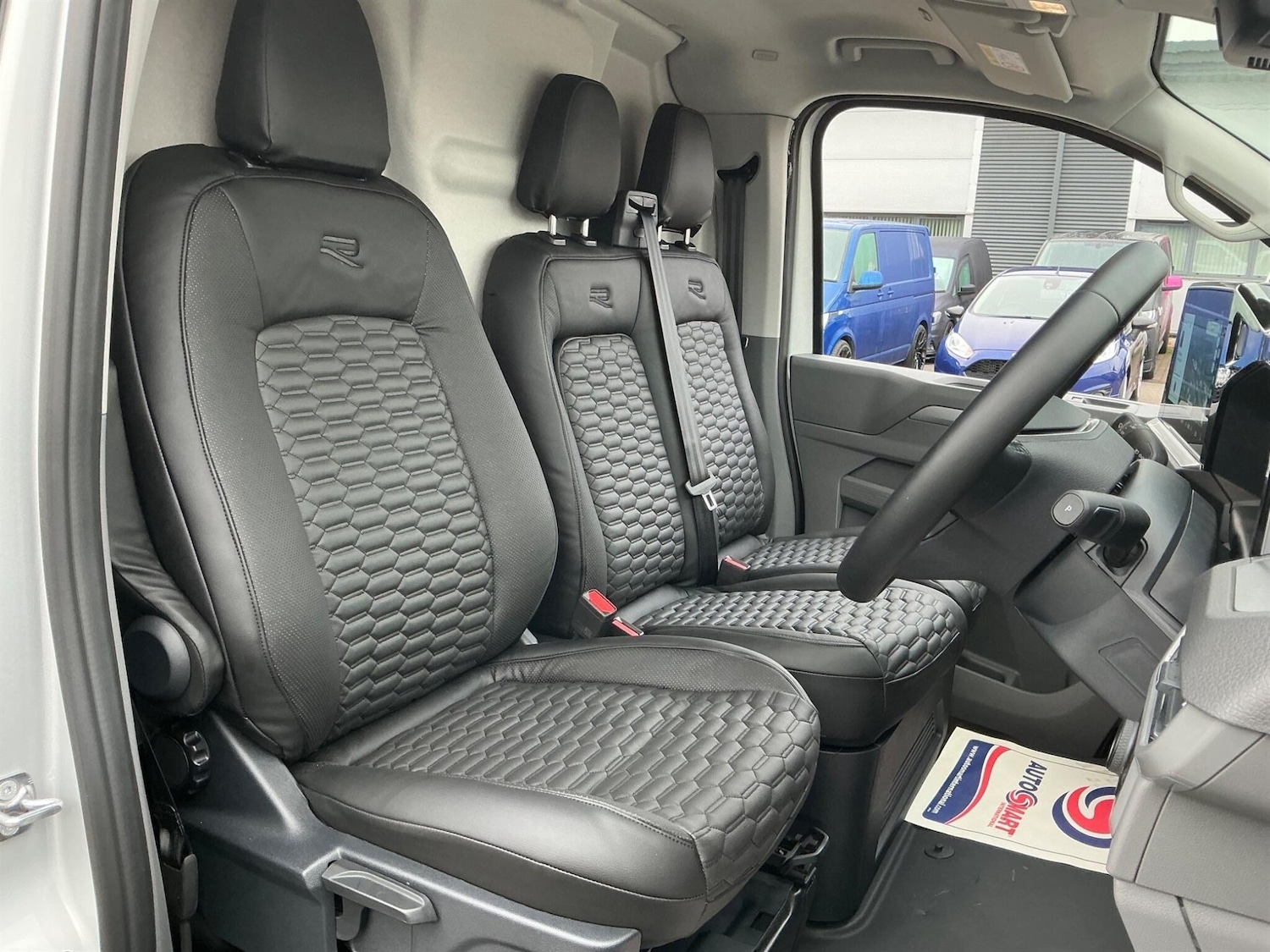 Used Volkswagen Transporter 2025 for sale - 76766622: Photo 7