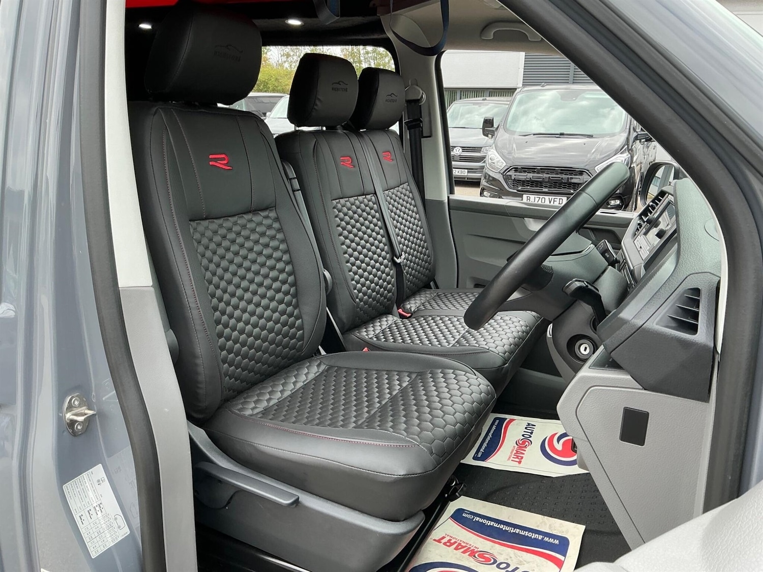 Used Volkswagen Transporter 2024 for sale - 76765967: Photo 7