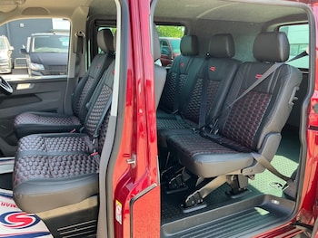Used Volkswagen Transporter 2020 for sale - 79405108: Photo
