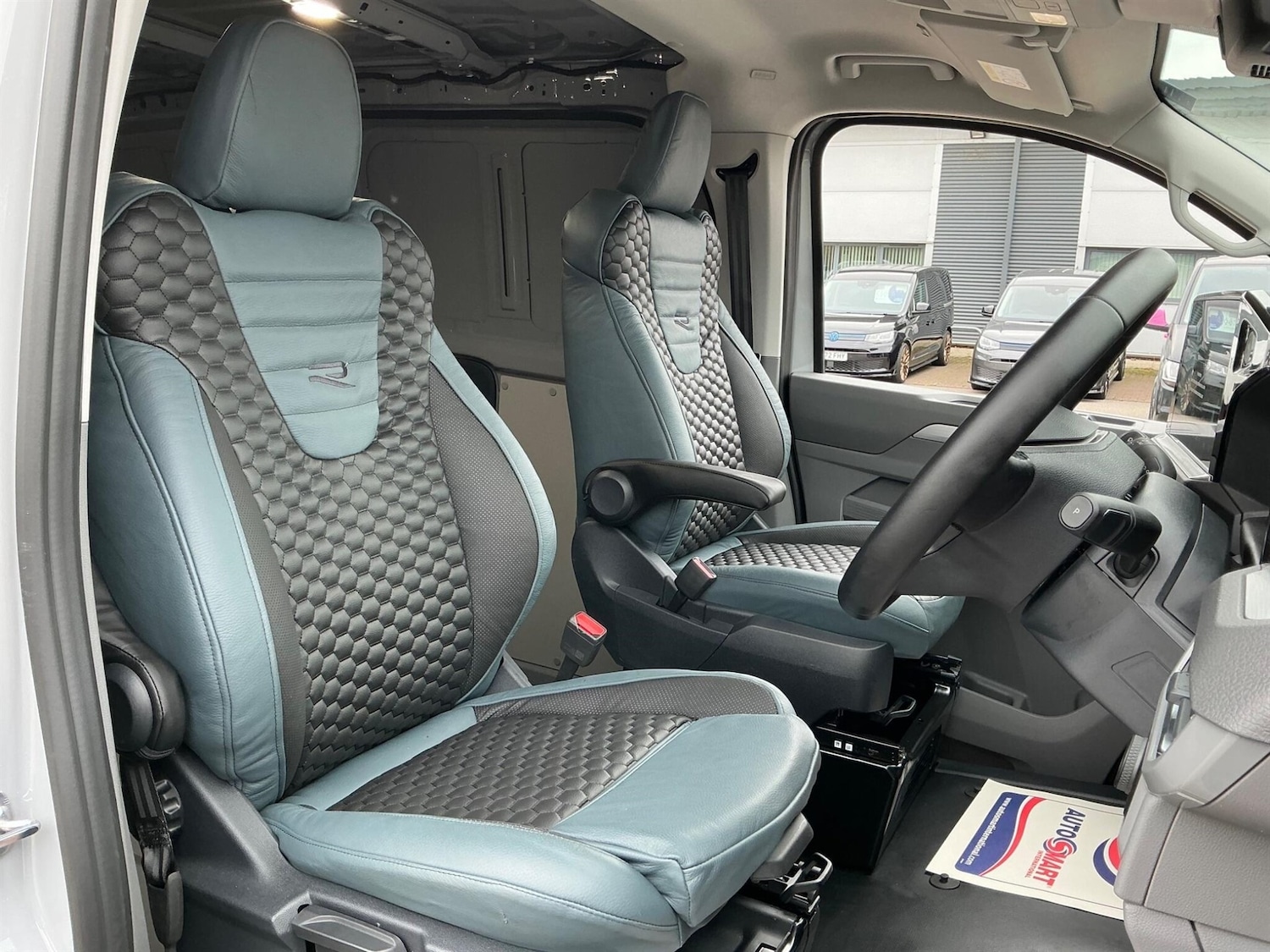 Used Volkswagen Transporter 2025 for sale - 76766516: Photo 7