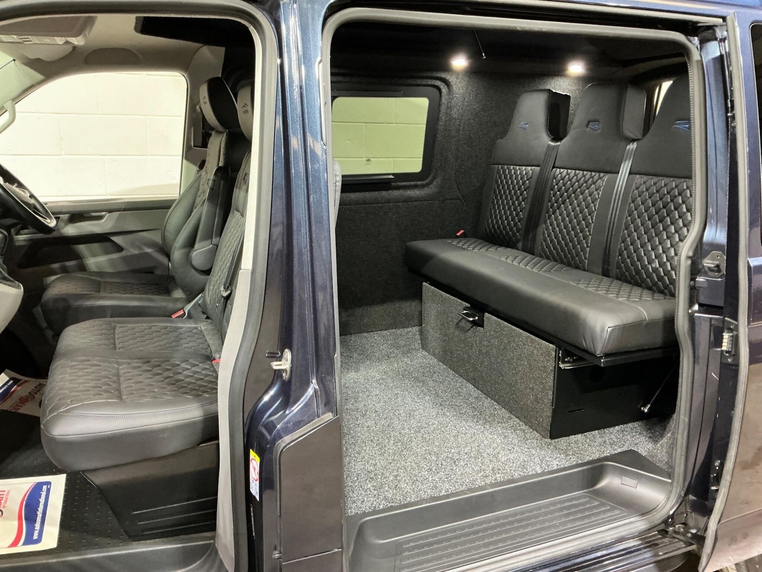 Used Volkswagen Transporter 2021 for sale - 78065628: Photo 3