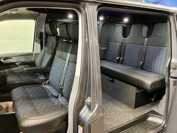 Used Volkswagen Transporter 2024 for sale - 77716554: Photo