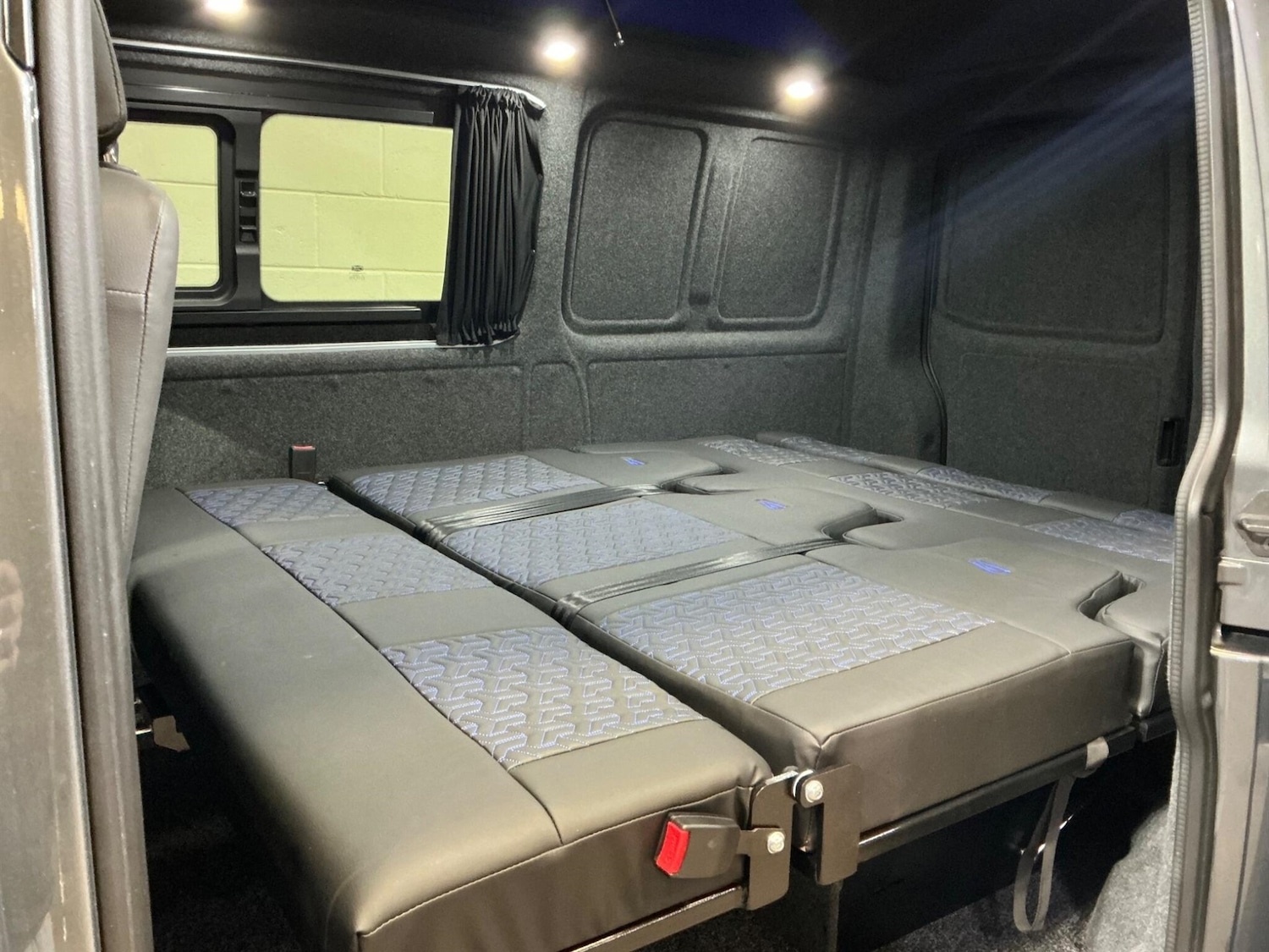 Used Volkswagen Transporter 2024 for sale - 77716554: Photo 8