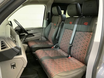 Used Volkswagen Transporter 2024 for sale - 78540368: Photo