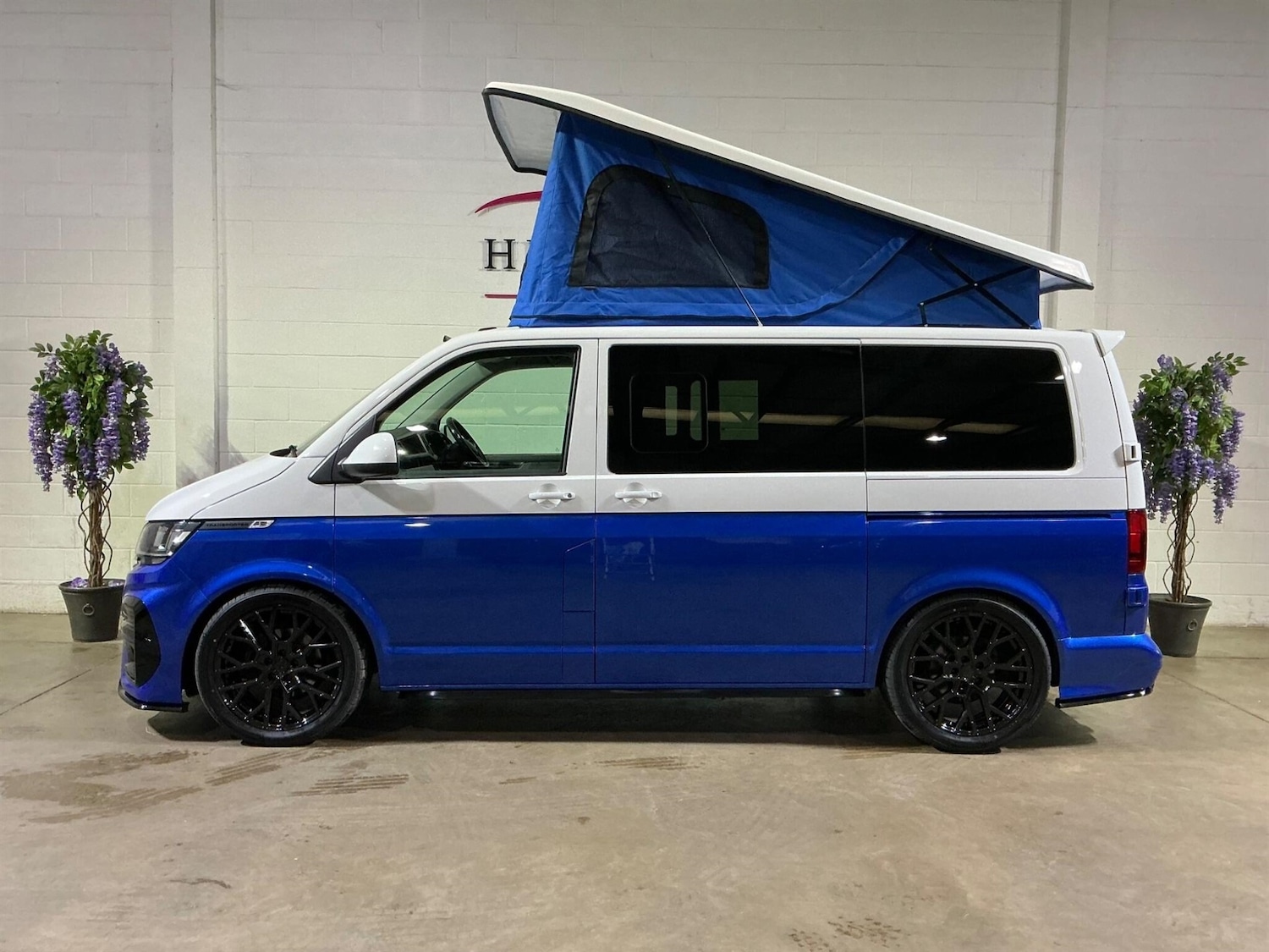Used Volkswagen Transporter 2022 for sale - 77716578: Photo 2
