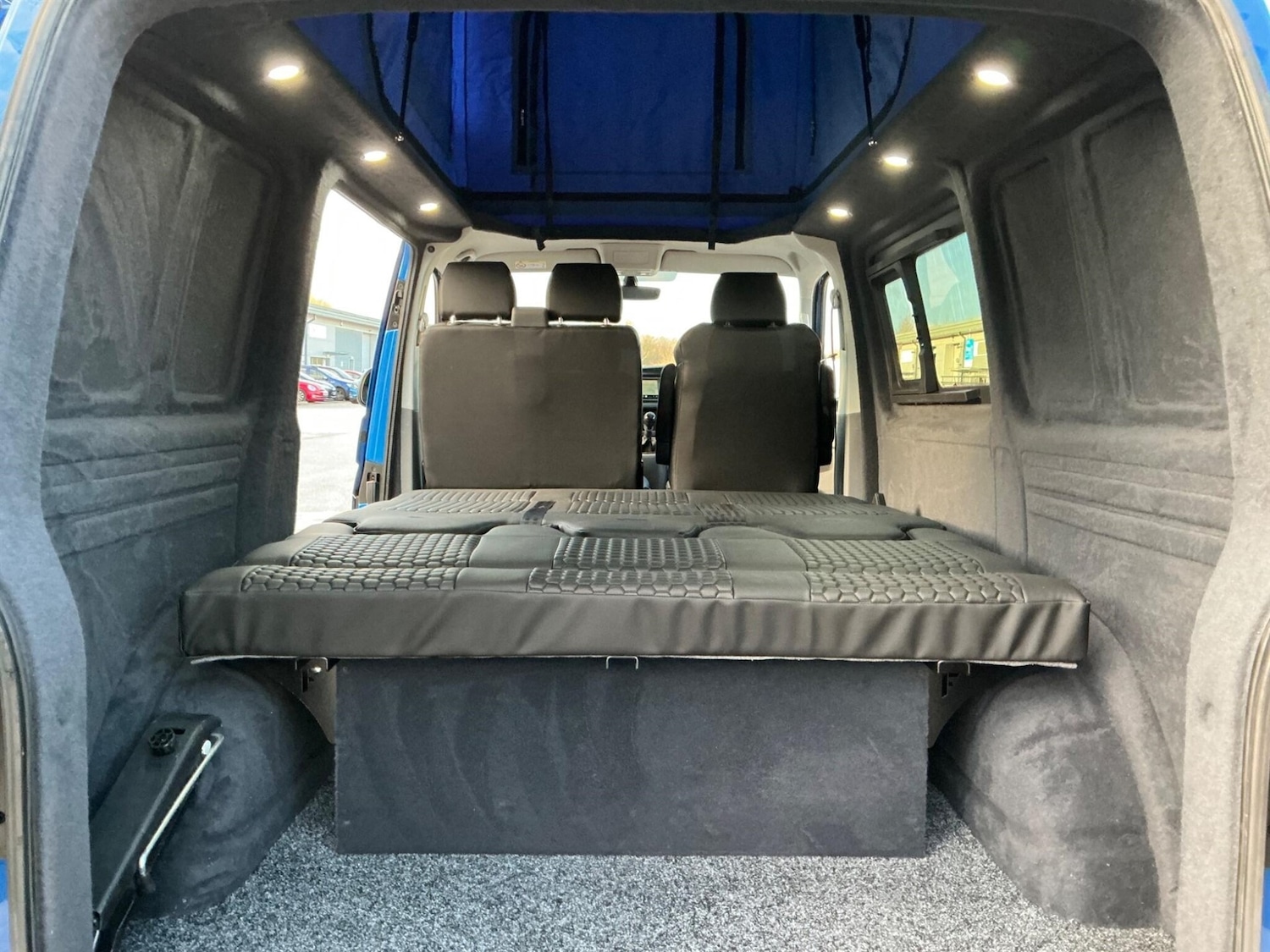 Used Volkswagen Transporter 2021 for sale - 77034235: Photo 8