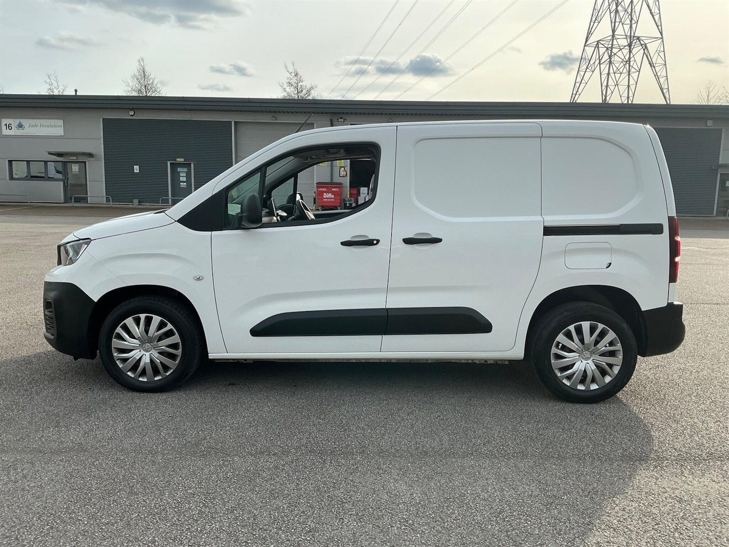 Used Peugeot Partner 2019 for sale - 78210018: Photo 2