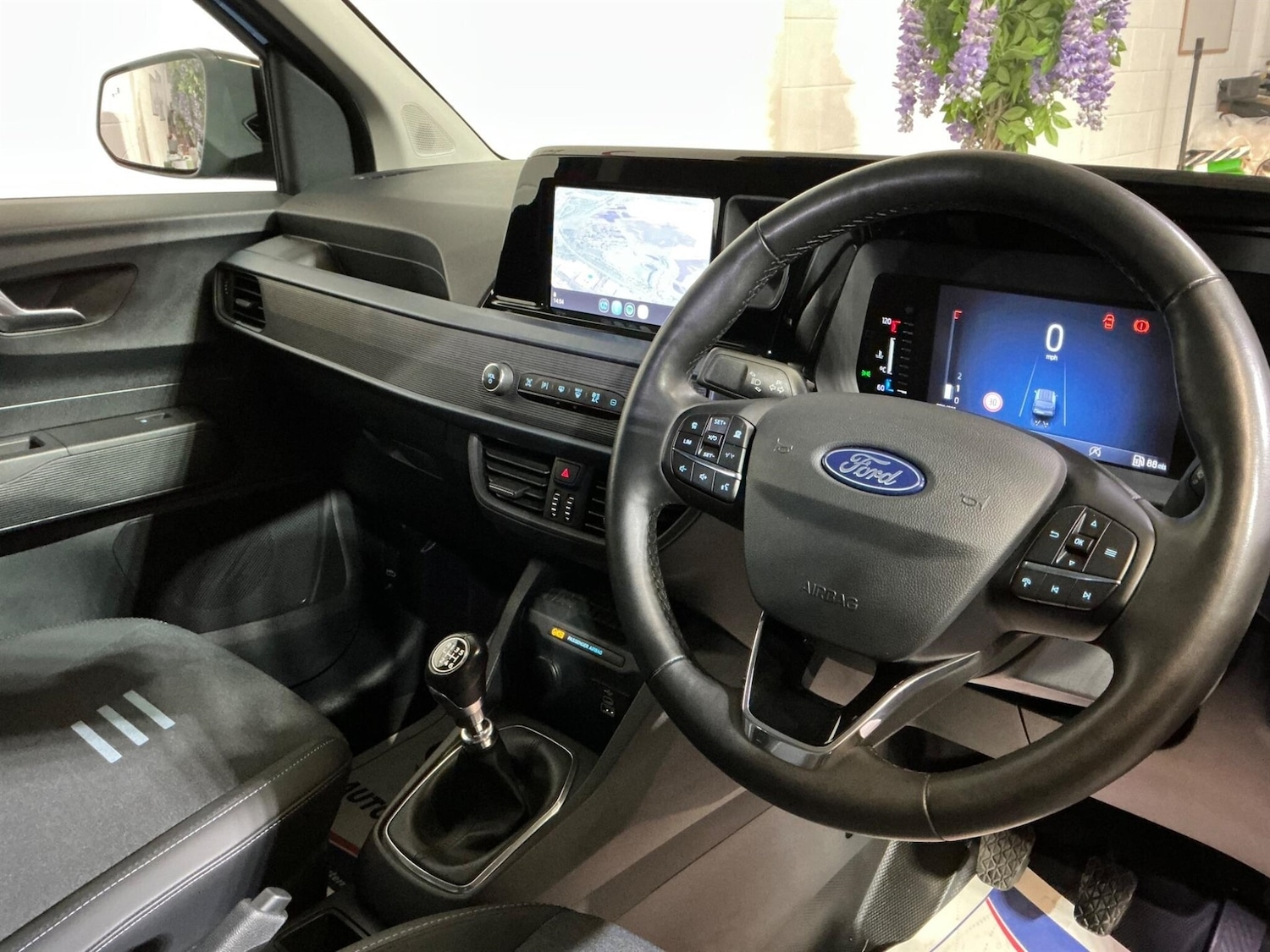 Used Ford Transit Courier 2024 for sale - 78150446: Photo 8