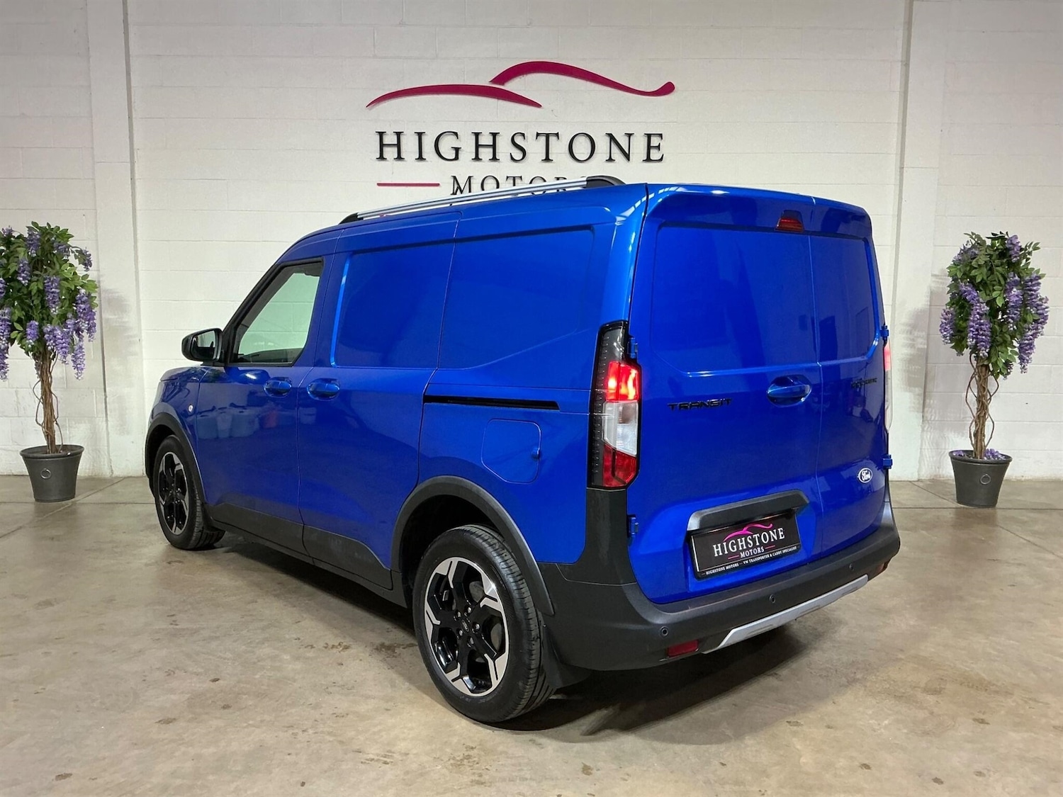 Used Ford Transit Courier 2024 for sale - 78150446: Photo 9