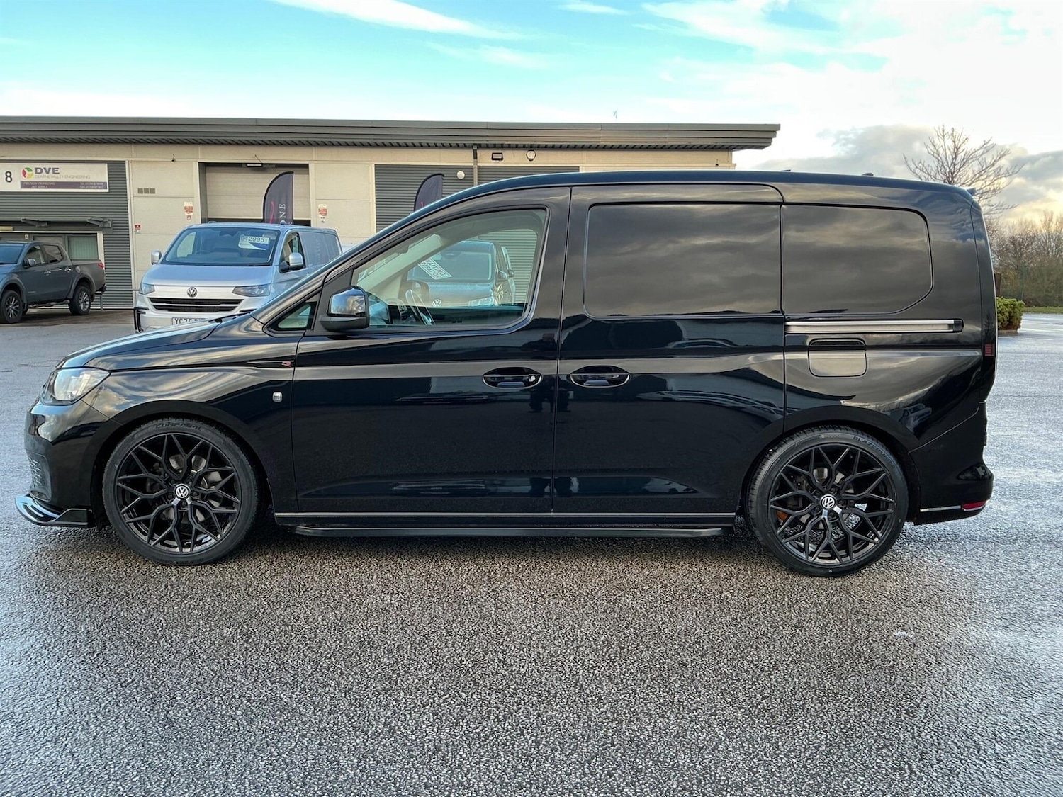 Used Volkswagen Caddy 2021 for sale - 76858700: Photo 2