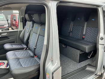 Used Volkswagen Transporter 2024 for sale - 79444177: Photo