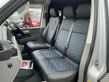 Used Volkswagen Transporter 2024 for sale - 79444177: Photo