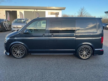 Used Volkswagen Transporter 2022 for sale - 76766602: Photo