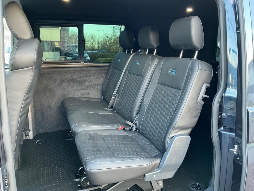 Used Volkswagen Transporter 2022 for sale - 76766602: Photo 4