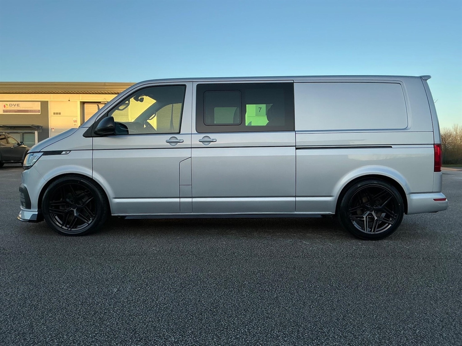 Used Volkswagen Transporter 2020 for sale - 77061370: Photo 2