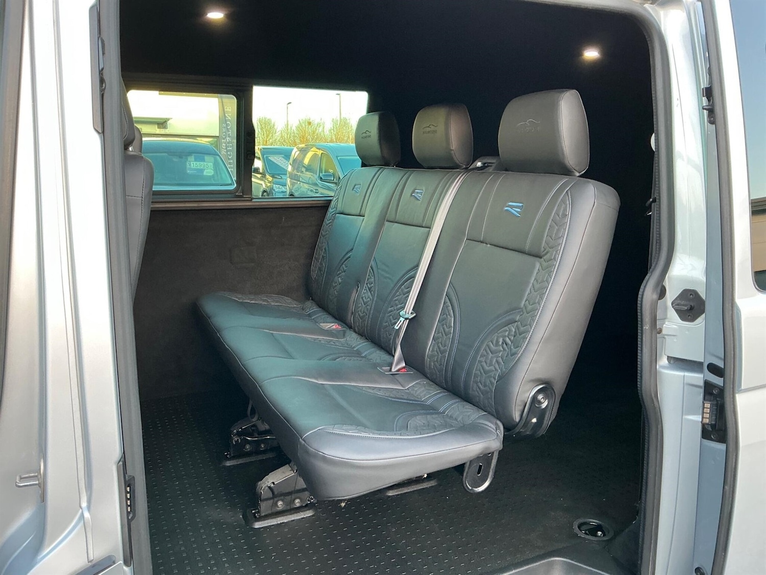 Used Volkswagen Transporter 2020 for sale - 77061370: Photo 4