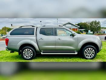 Used Nissan Navara 2019 for sale - 79802234: Photo