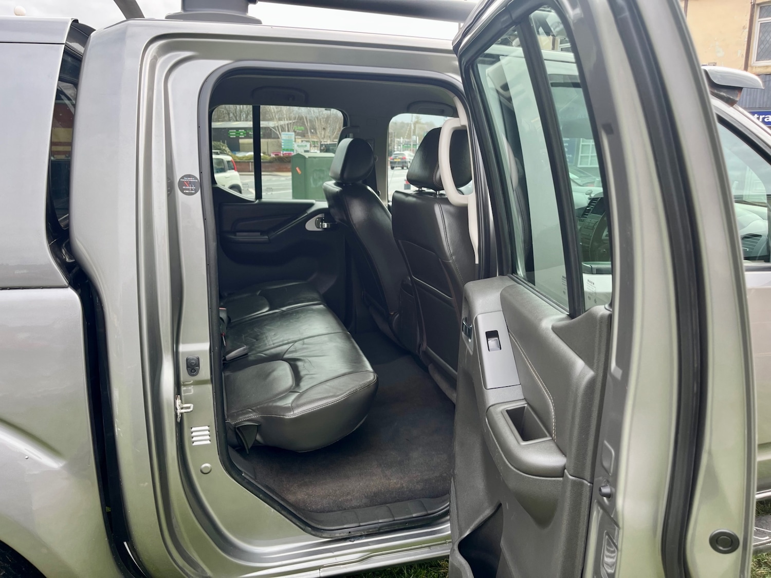 Used Nissan Navara 2015 for sale - 77807041: Photo 12