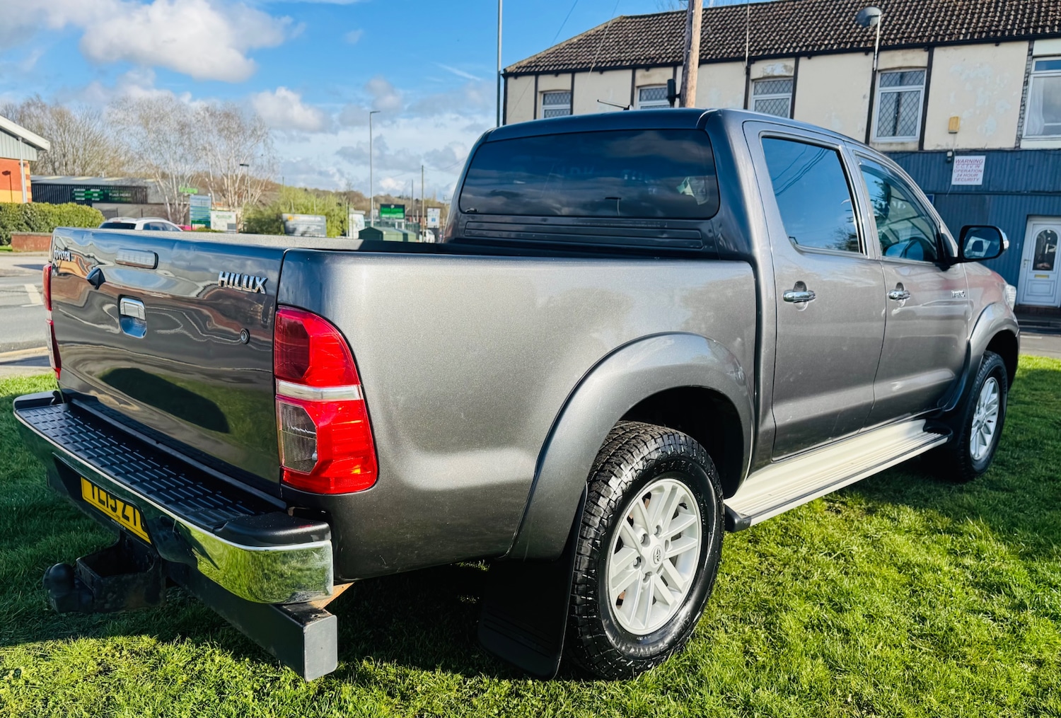 Used Toyota Hilux 2015 for sale - 78062329: Photo 10
