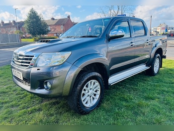 Toyota Hilux feature image