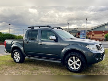 Nissan - Navara