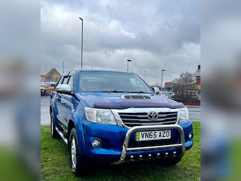 Used Toyota Hilux 2015 for sale - 77522198: Photo