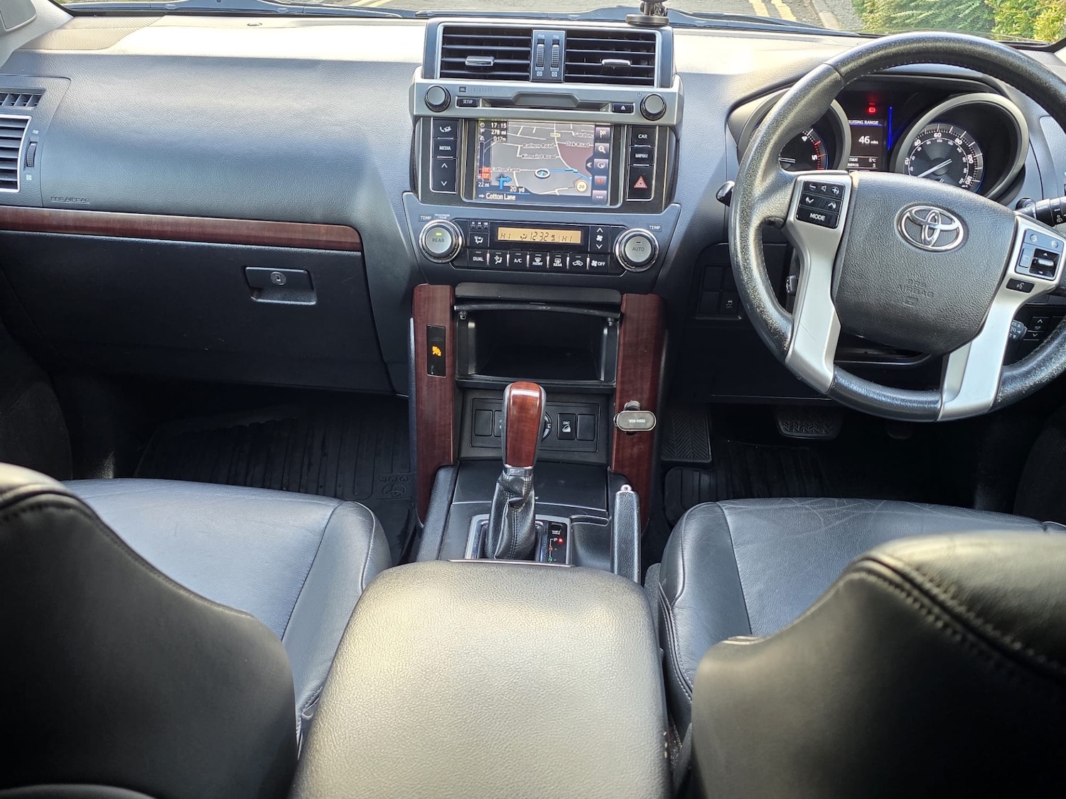 Used Toyota Land Cruiser 2016 for sale - 77235411: Photo 13