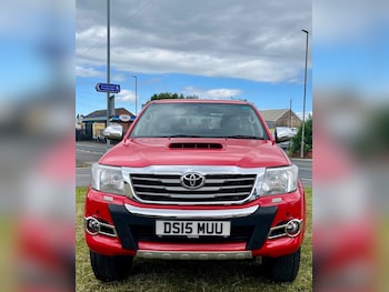 Used Toyota Hilux 2015 for sale - 78929982: Photo
