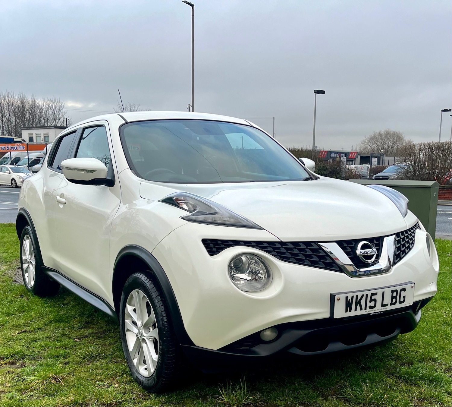 Used Nissan Juke 2015 for sale - 77519457: Photo 2