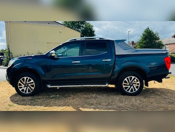 Used Nissan Navara 2017 for sale - 79451534: Photo