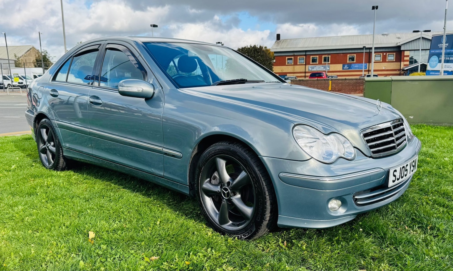 Used Mercedes-Benz C Class 2005 for sale - 76402134: Photo 1