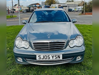 Used Mercedes-Benz C Class 2005 for sale - 76402134: Photo