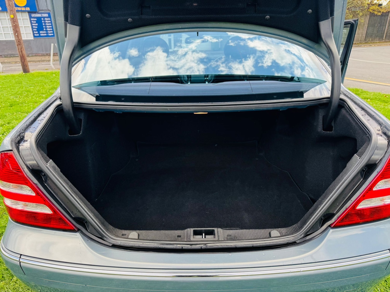 Used Mercedes-Benz C Class 2005 for sale - 76402134: Photo 9