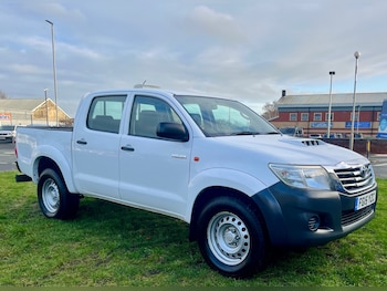 Used Toyota Hilux 2015 for sale - 77311383: Photo