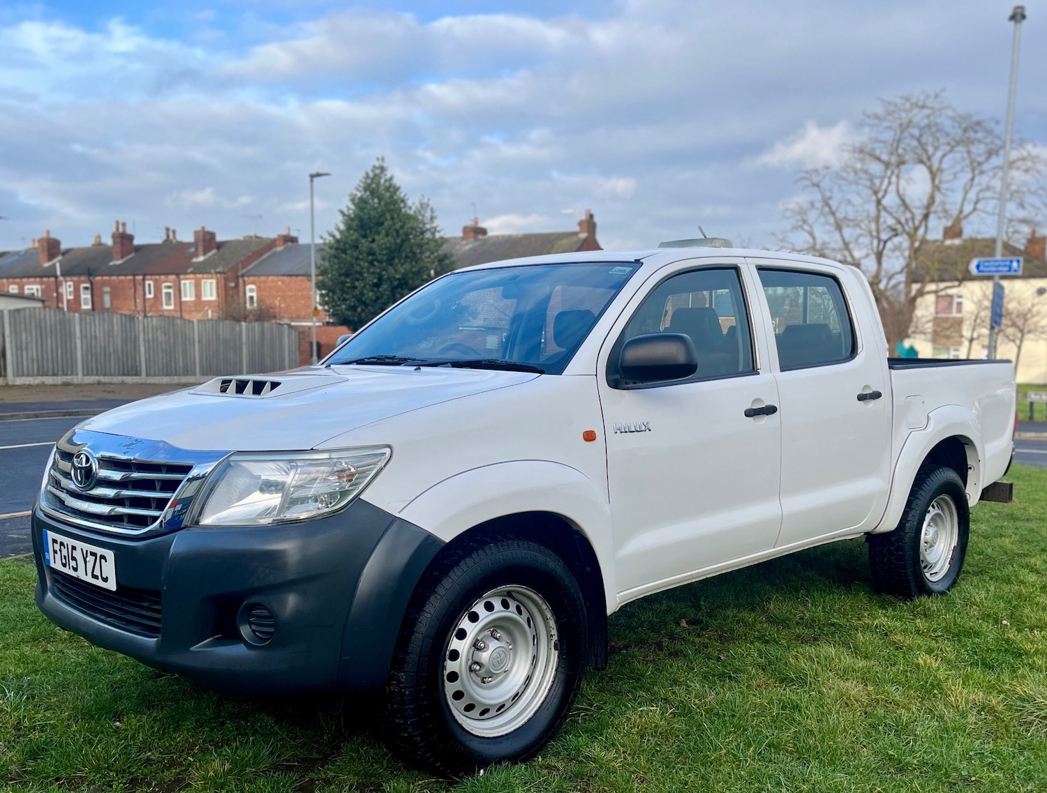 Used Toyota Hilux 2015 for sale - 77311383: Photo 3