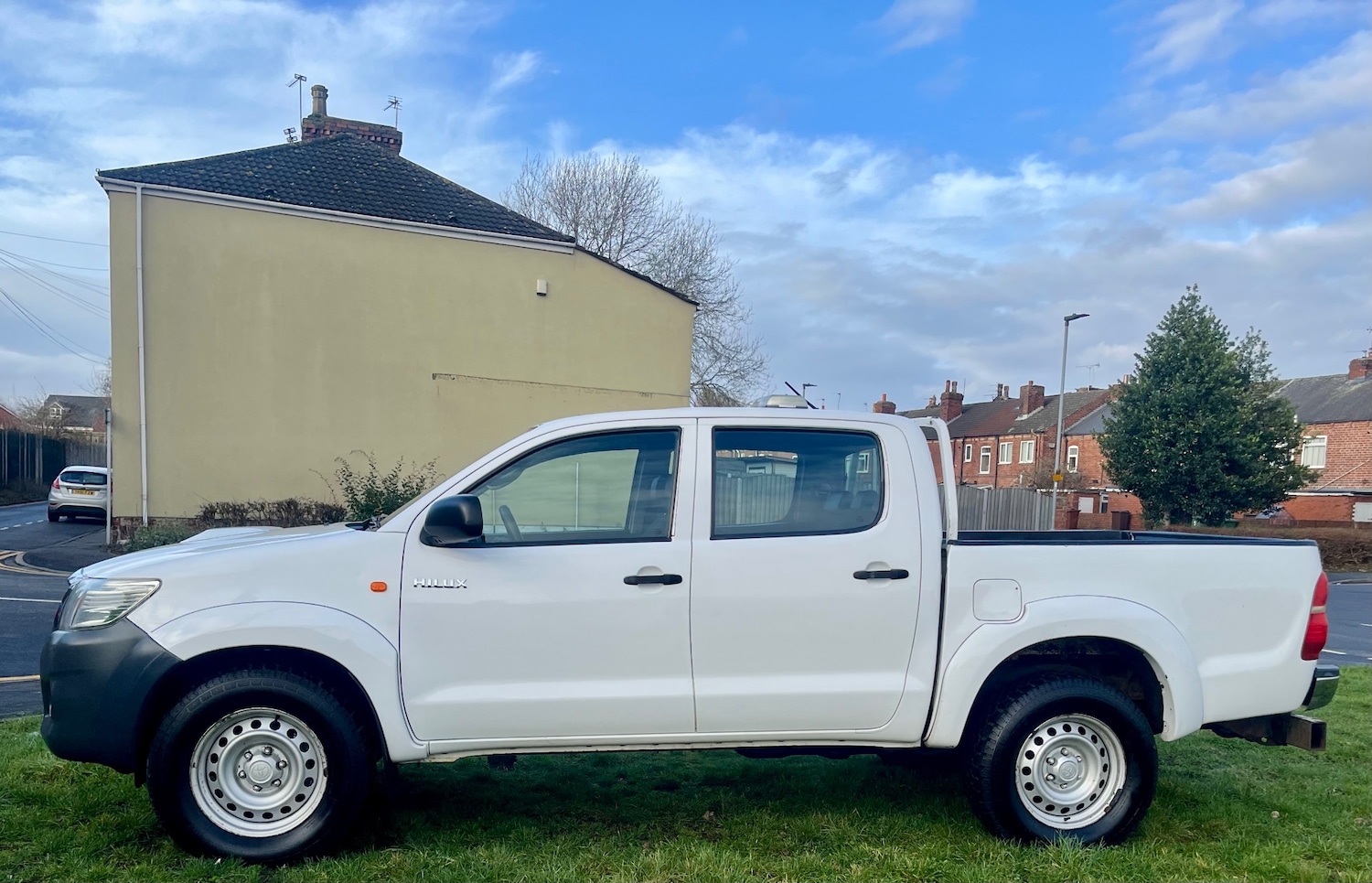 Used Toyota Hilux 2015 for sale - 77311383: Photo 4