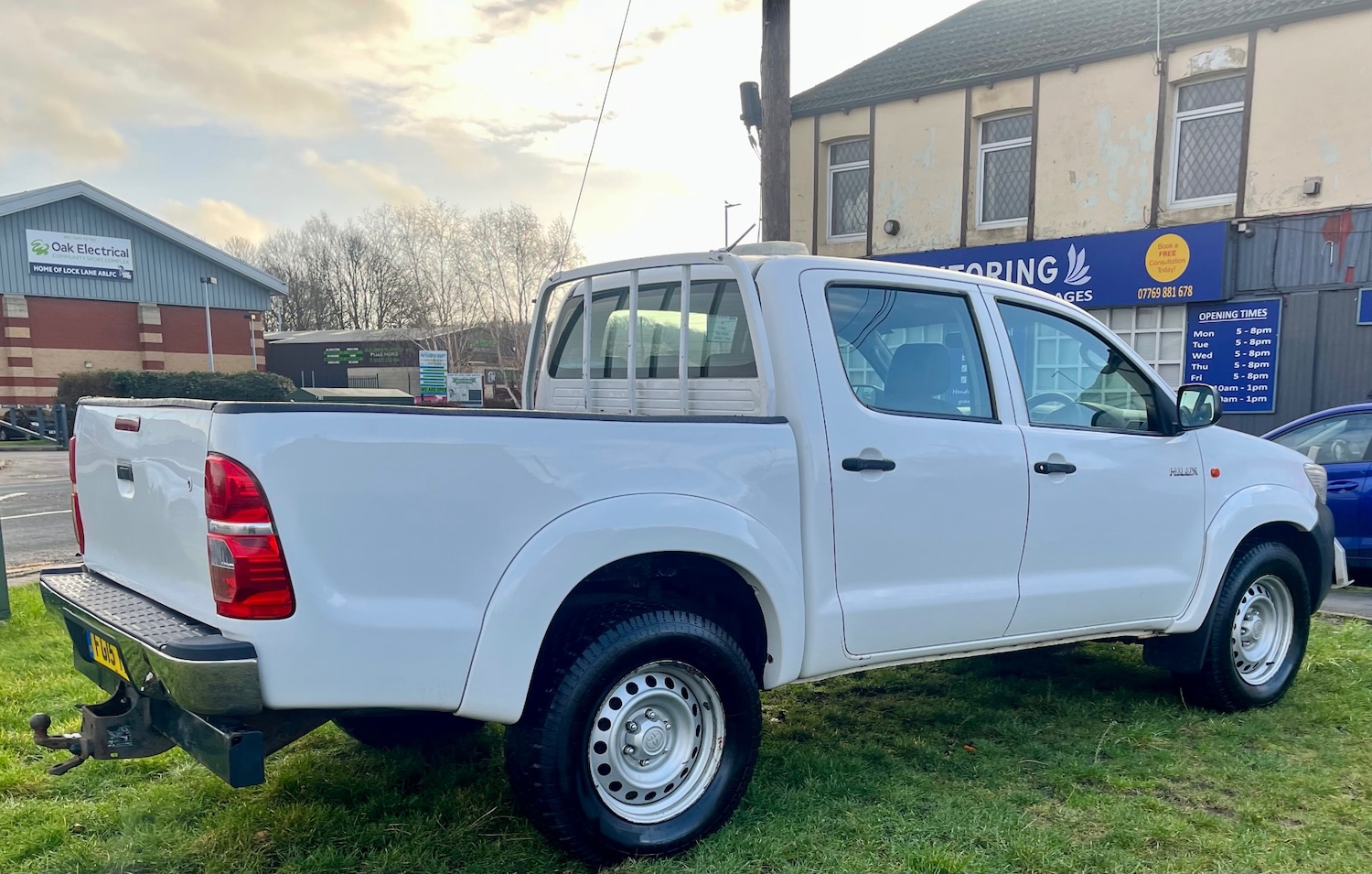 Used Toyota Hilux 2015 for sale - 77311383: Photo 8