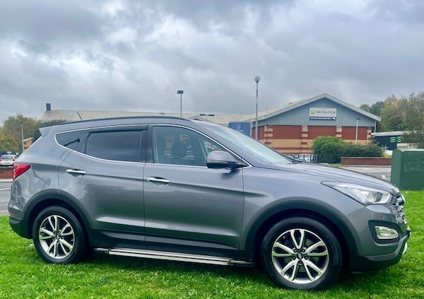 Used Hyundai Santa Fe 2014 for sale - 76325087: Photo 1