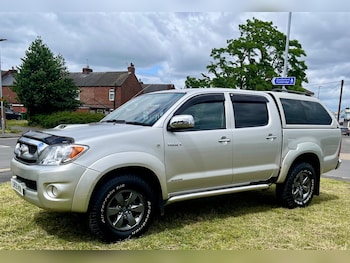 Used Toyota Hilux 2009 for sale - 78895234: Photo