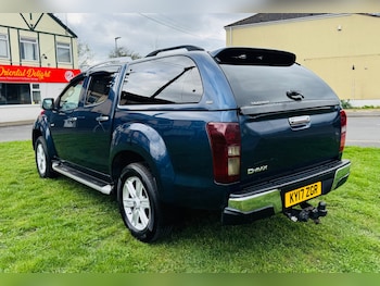 Used Isuzu D-Max 2017 for sale - 78013056: Photo