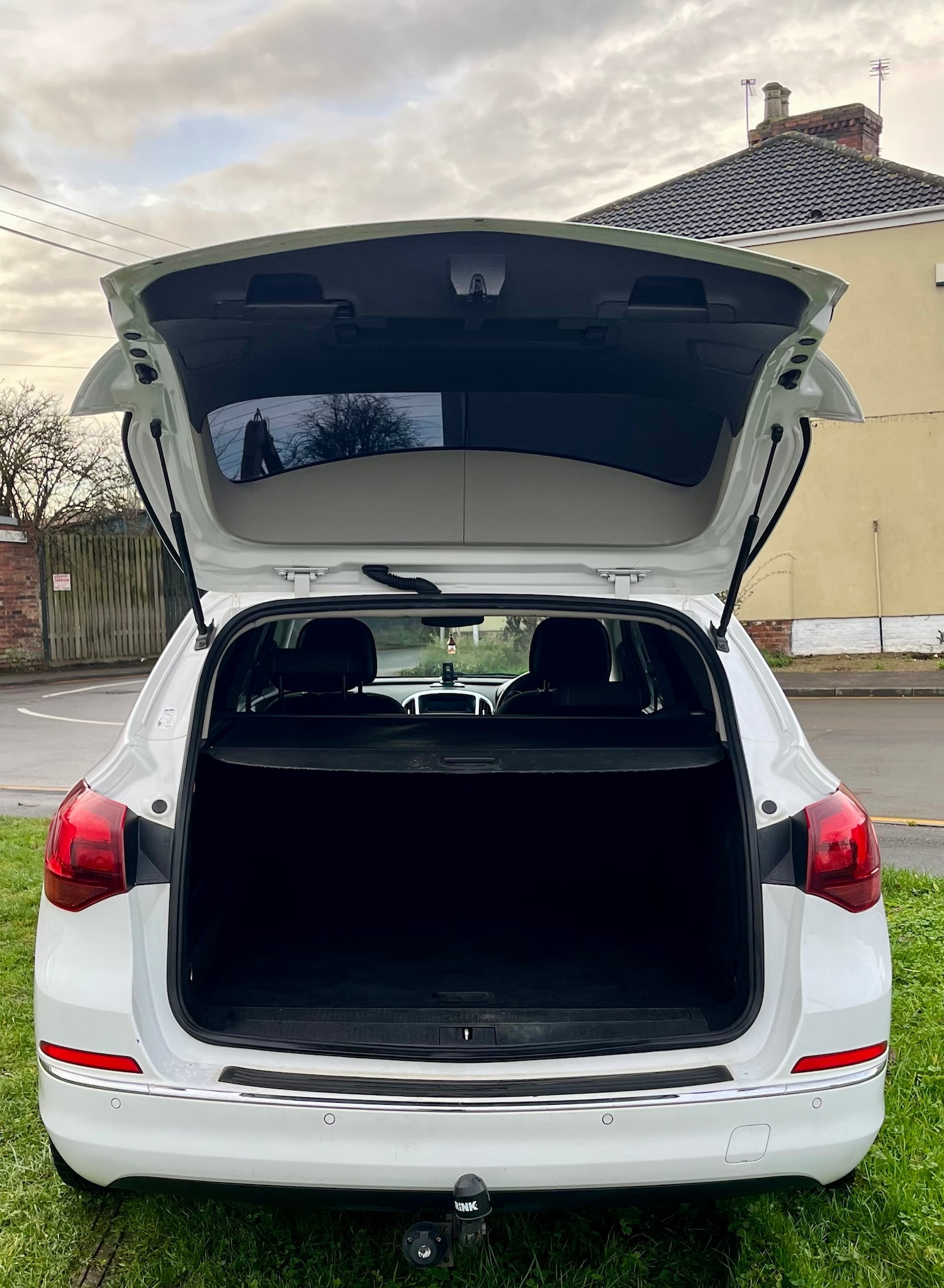 Used Vauxhall Astra 2014 for sale - 76960994: Photo 10