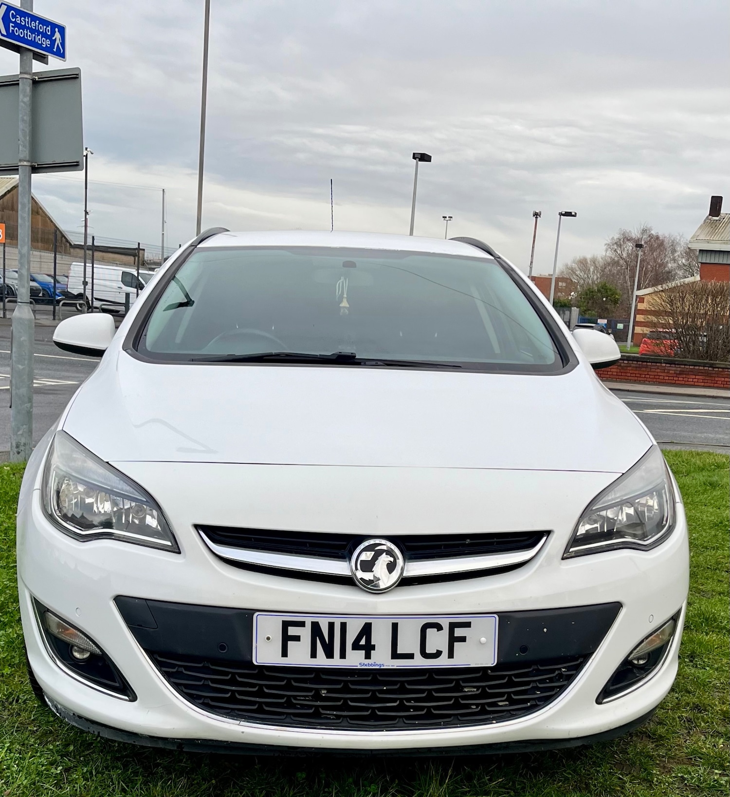 Used Vauxhall Astra 2014 for sale - 76960994: Photo 3