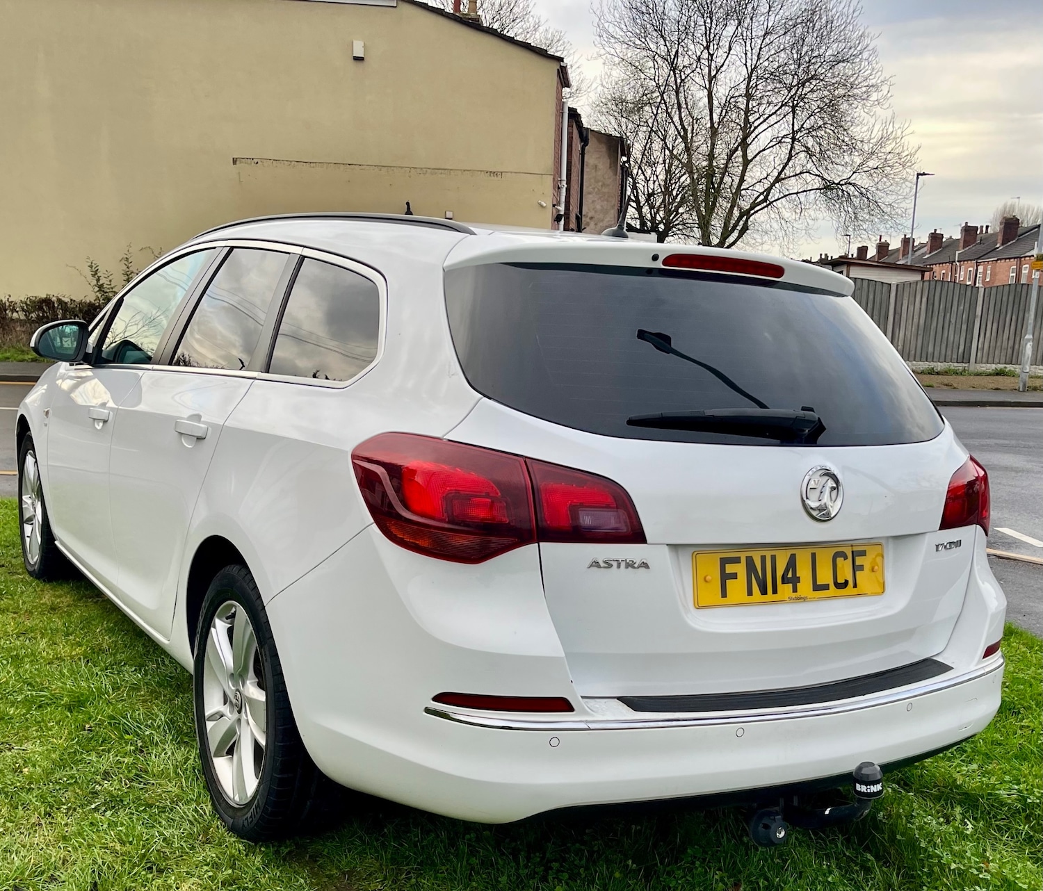 Used Vauxhall Astra 2014 for sale - 76960994: Photo 4