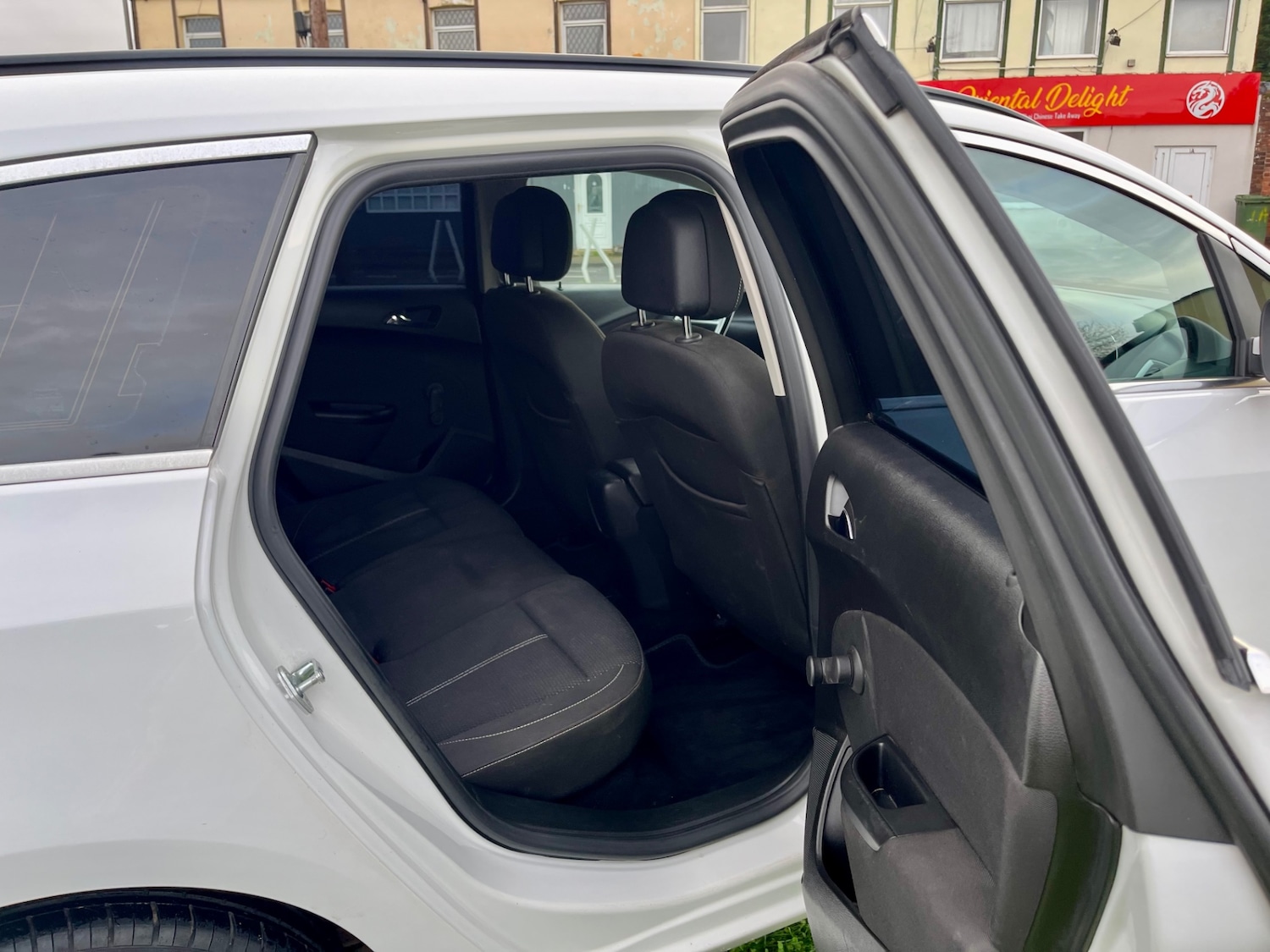 Used Vauxhall Astra 2014 for sale - 76960994: Photo 9