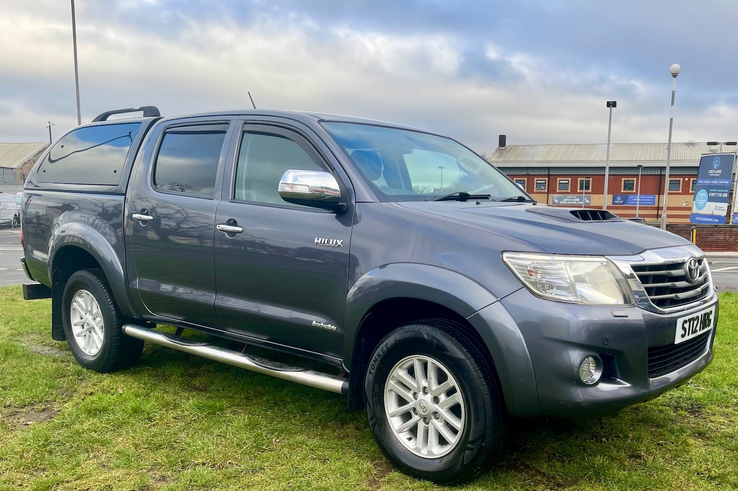 Used Toyota Hilux 2012 for sale - 77311299: Photo 2