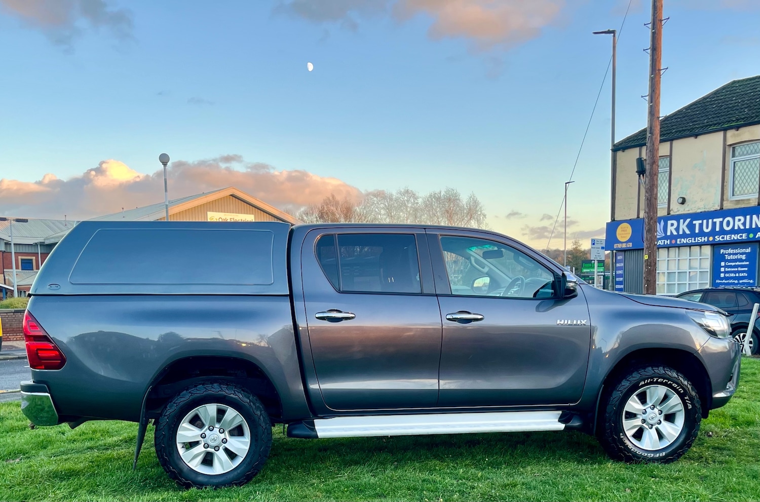 Used Toyota Hilux 2018 for sale - 76758788: Photo 11