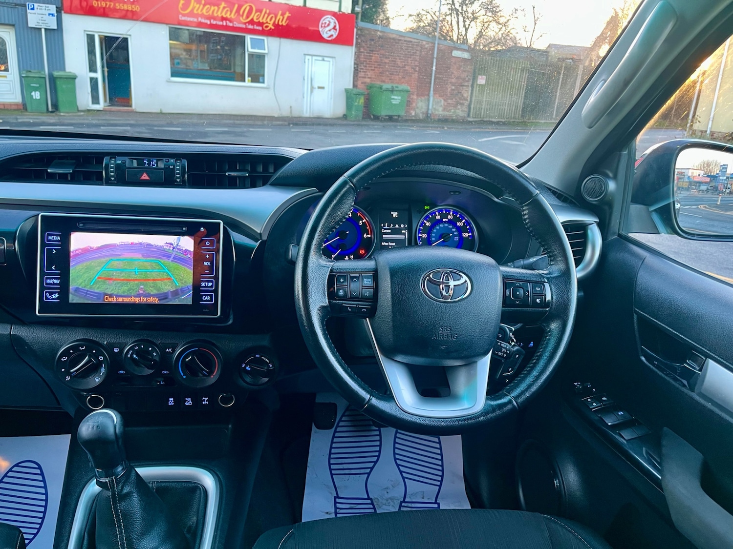 Used Toyota Hilux 2018 for sale - 76758788: Photo 14