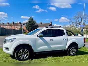 Used Nissan Navara 2017 for sale - 78325986: Photo