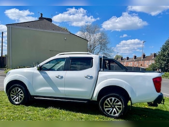 Used Nissan Navara 2017 for sale - 78325986: Photo