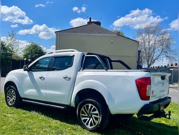 Used Nissan Navara 2017 for sale - 78325986: Photo